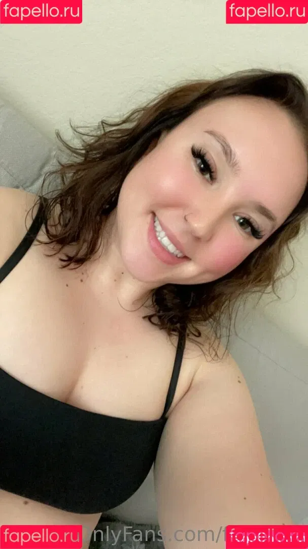 fiteen18 / nikinina178 Onlyfans Photo Gallery 