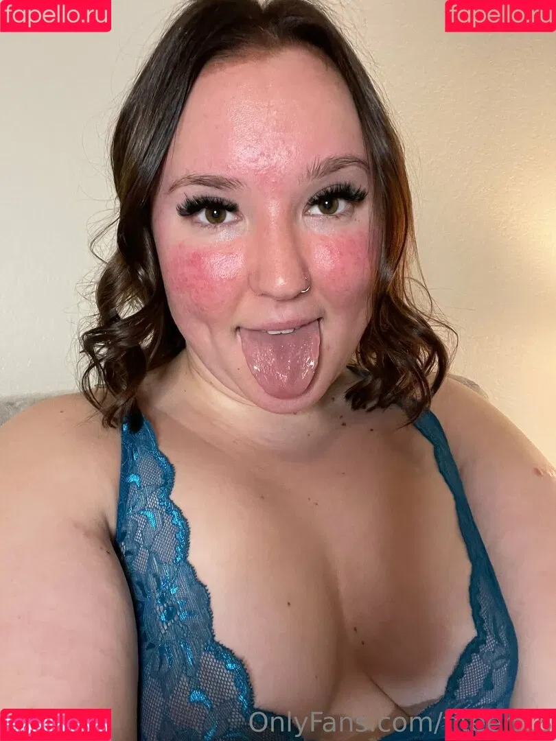 fiteen18 / nikinina178 Onlyfans Photo Gallery 