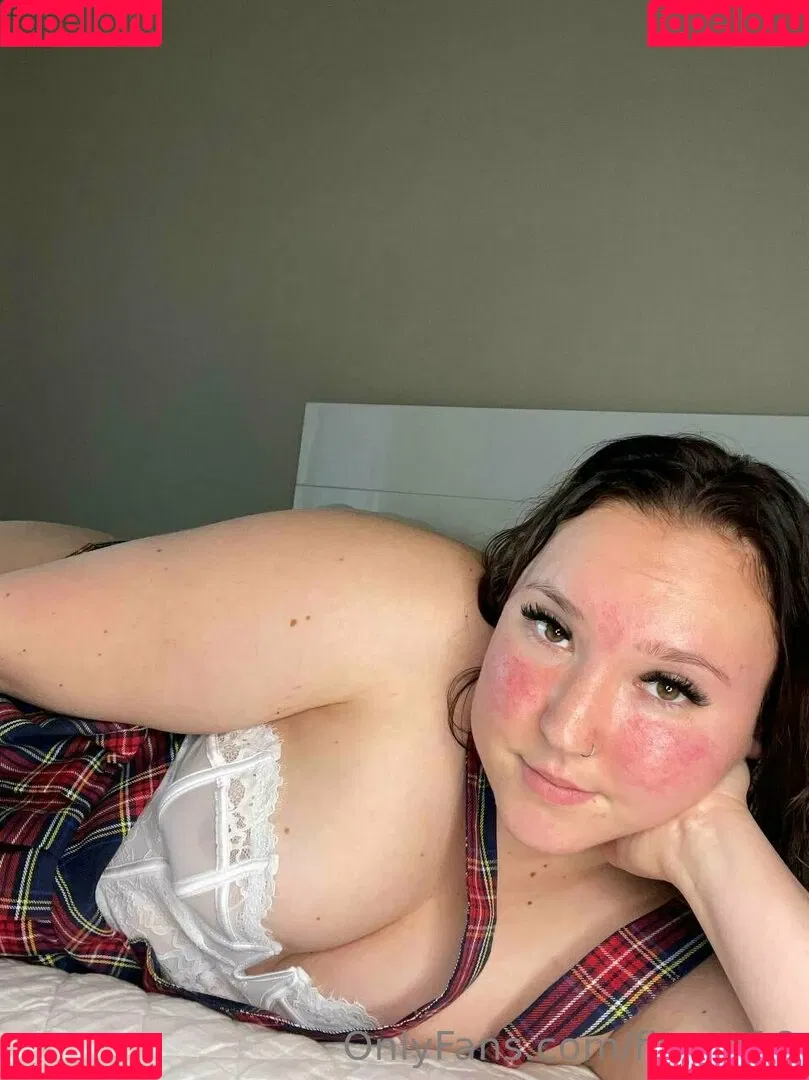 fiteen18 / nikinina178 Onlyfans Photo Gallery 