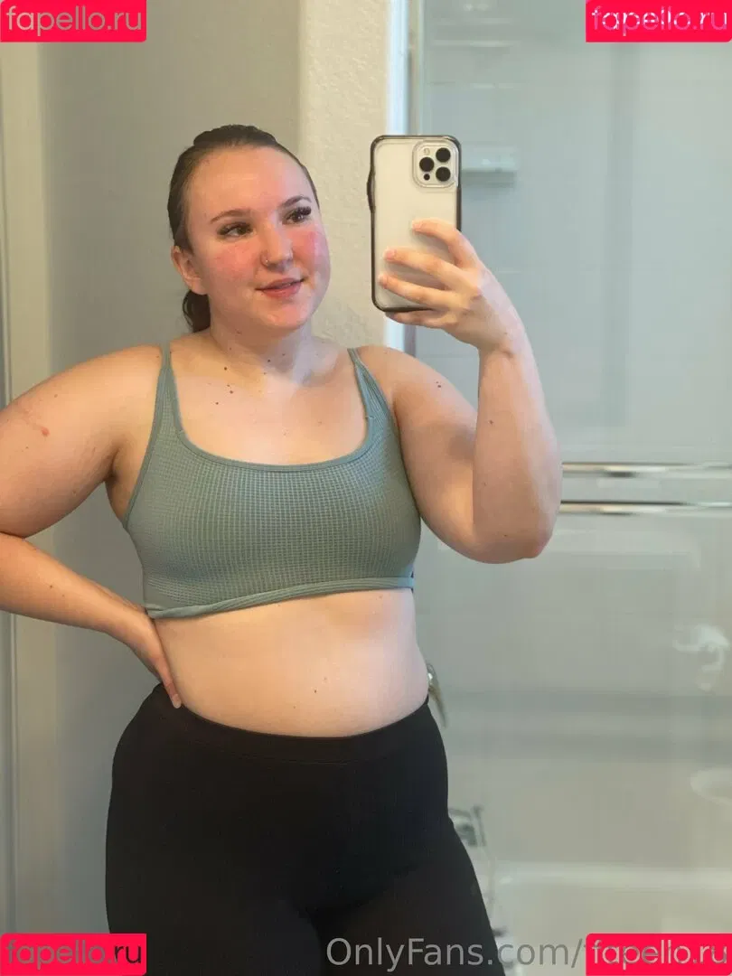 fiteen18 / nikinina178 Onlyfans Photo Gallery 