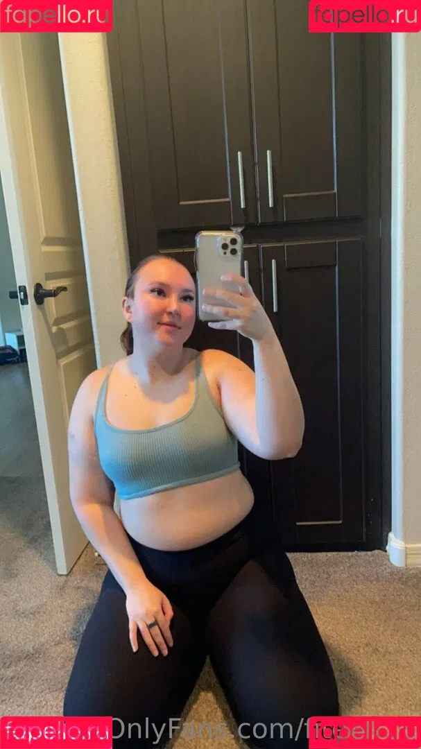 fiteen18 / nikinina178 Onlyfans Photo Gallery 