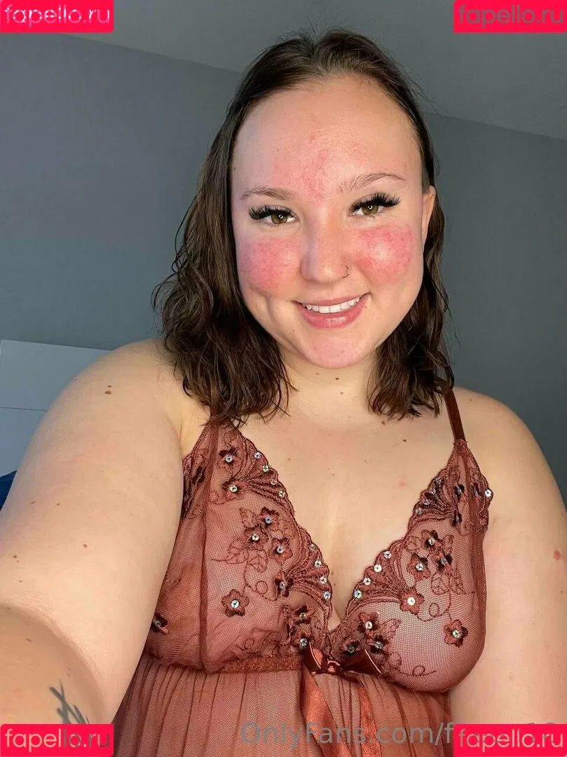 fiteen18 / nikinina178 Onlyfans Photo Gallery 
