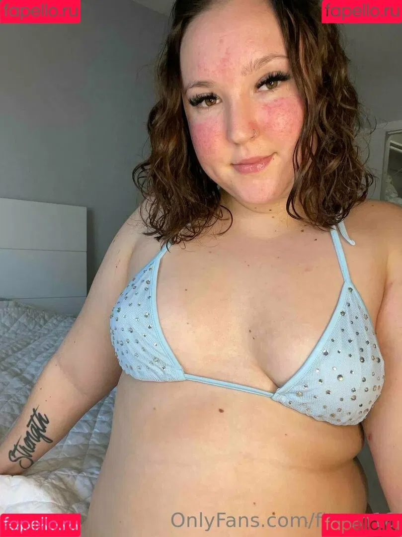 fiteen18 / nikinina178 Onlyfans Photo Gallery 