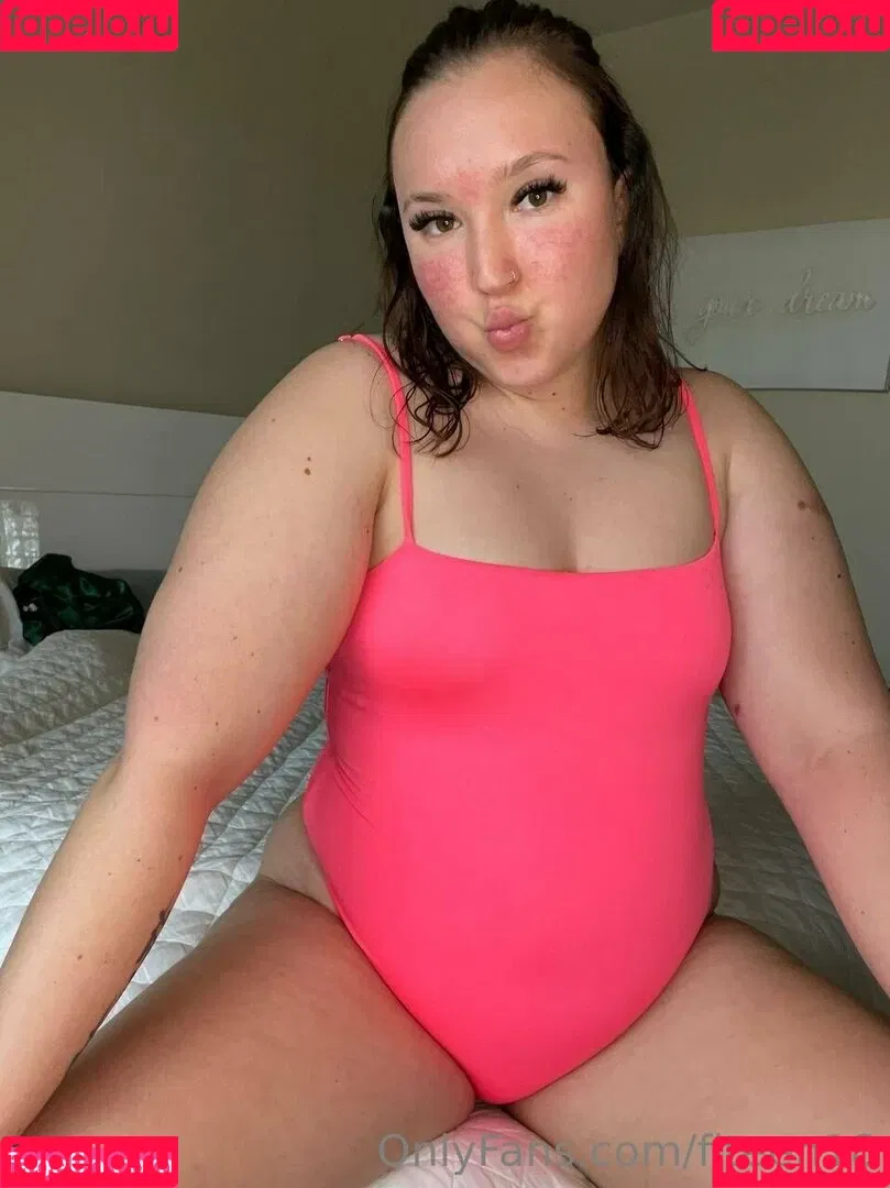 fiteen18 / nikinina178 Onlyfans Photo Gallery 