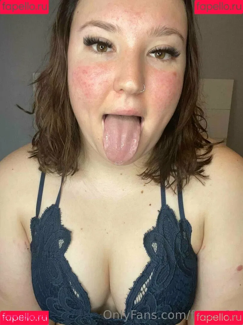 fiteen18 / nikinina178 Onlyfans Photo Gallery 