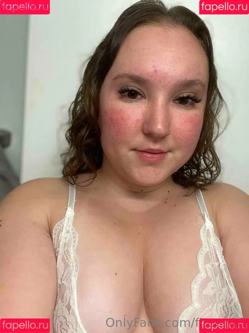 fiteen18 / nikinina178 Onlyfans Photo Gallery 