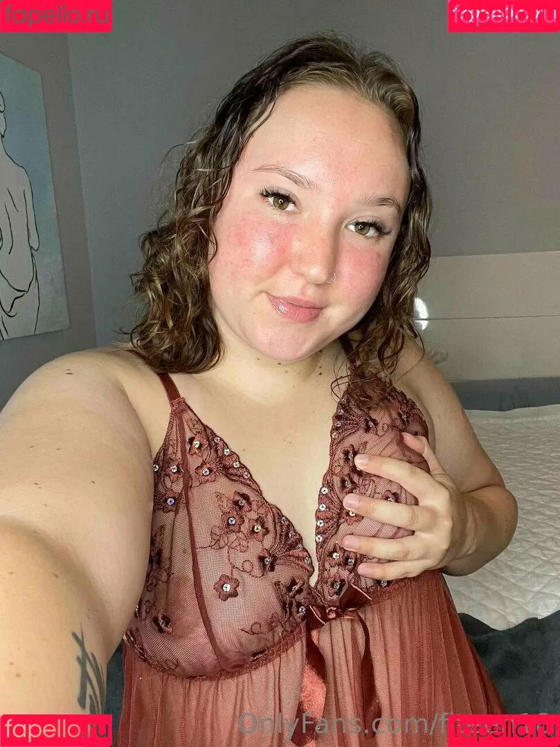 fiteen18 / nikinina178 Onlyfans Photo Gallery 
