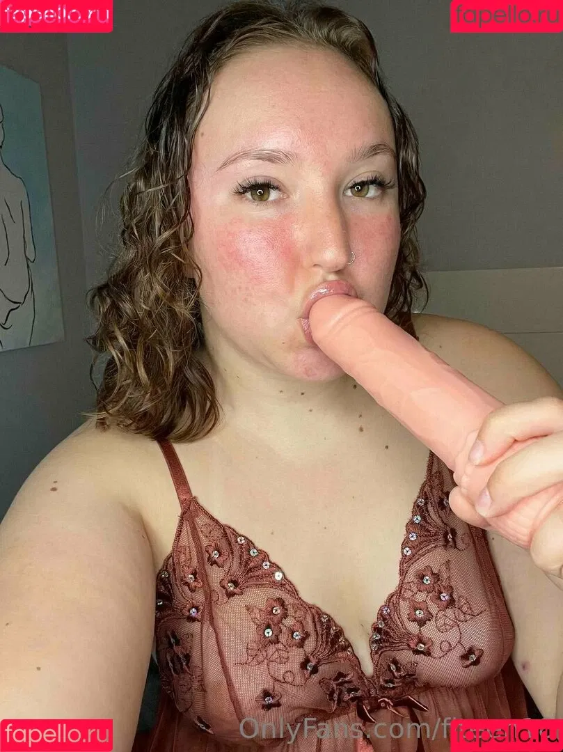 fiteen18 / nikinina178 Onlyfans Photo Gallery 
