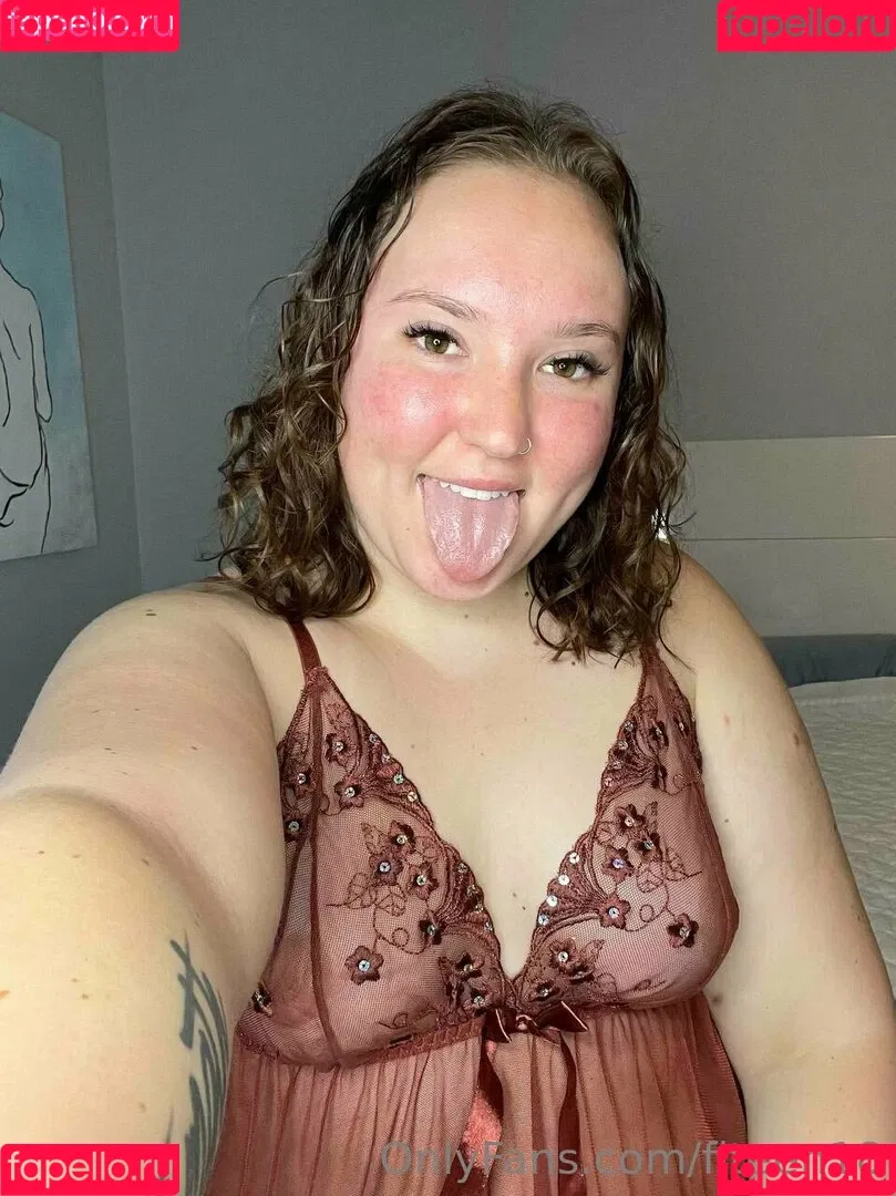 fiteen18 / nikinina178 Onlyfans Photo Gallery 