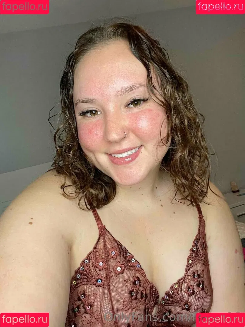 fiteen18 / nikinina178 Onlyfans Photo Gallery 