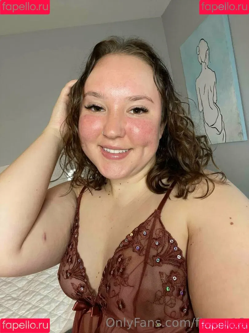 fiteen18 / nikinina178 Onlyfans Photo Gallery 