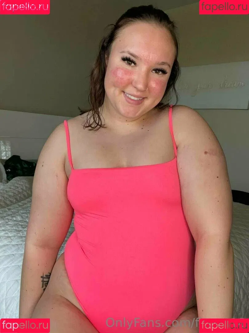fiteen18 / nikinina178 Onlyfans Photo Gallery 