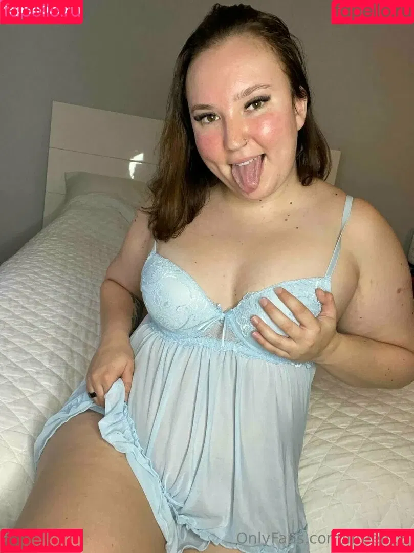 fiteen18 / nikinina178 Onlyfans Photo Gallery 