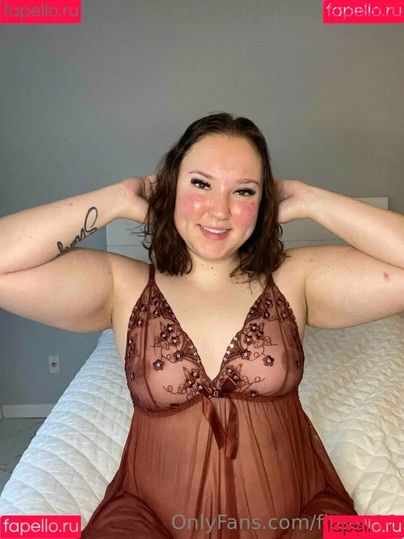 fiteen18 / nikinina178 Onlyfans Photo Gallery 