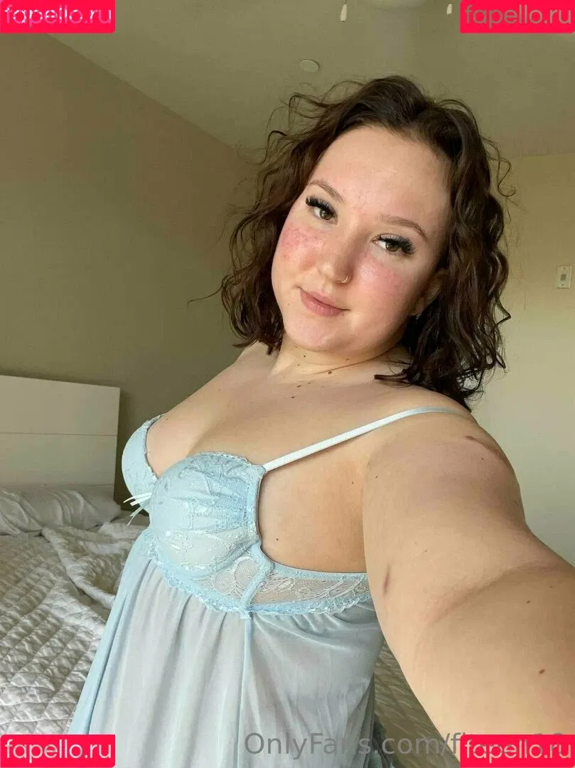 fiteen18 / nikinina178 Onlyfans Photo Gallery 