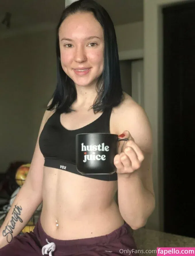 fiteen18 / nikinina178 Onlyfans Photo Gallery 