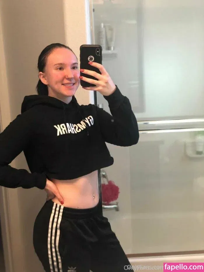 fiteen18 / nikinina178 Onlyfans Photo Gallery 