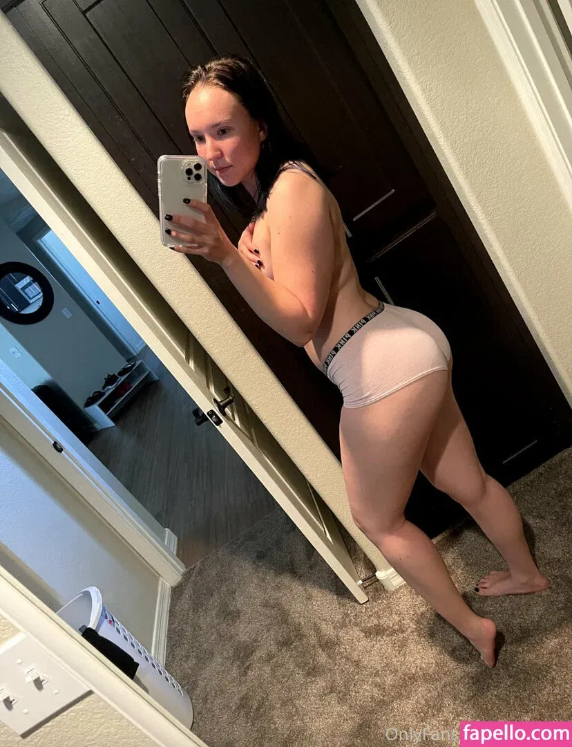 fiteen18 / nikinina178 Onlyfans Photo Gallery 