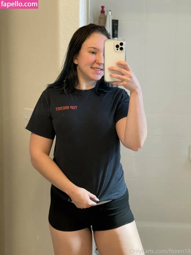 fiteen18 / nikinina178 Onlyfans Photo Gallery 