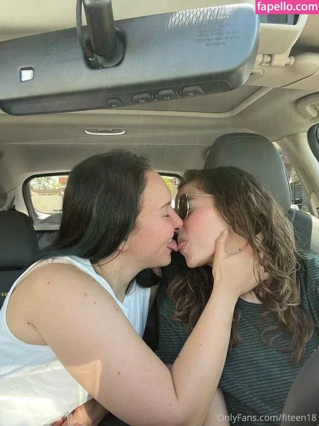 fiteen18 / nikinina178 Onlyfans Photo Gallery 