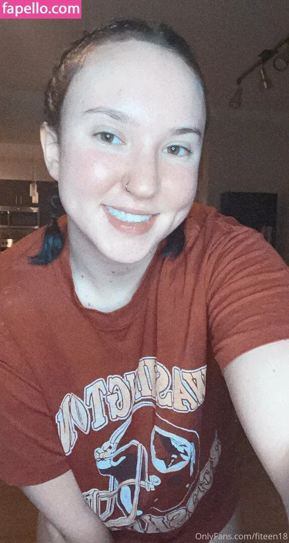 fiteen18 / nikinina178 Onlyfans Photo Gallery 