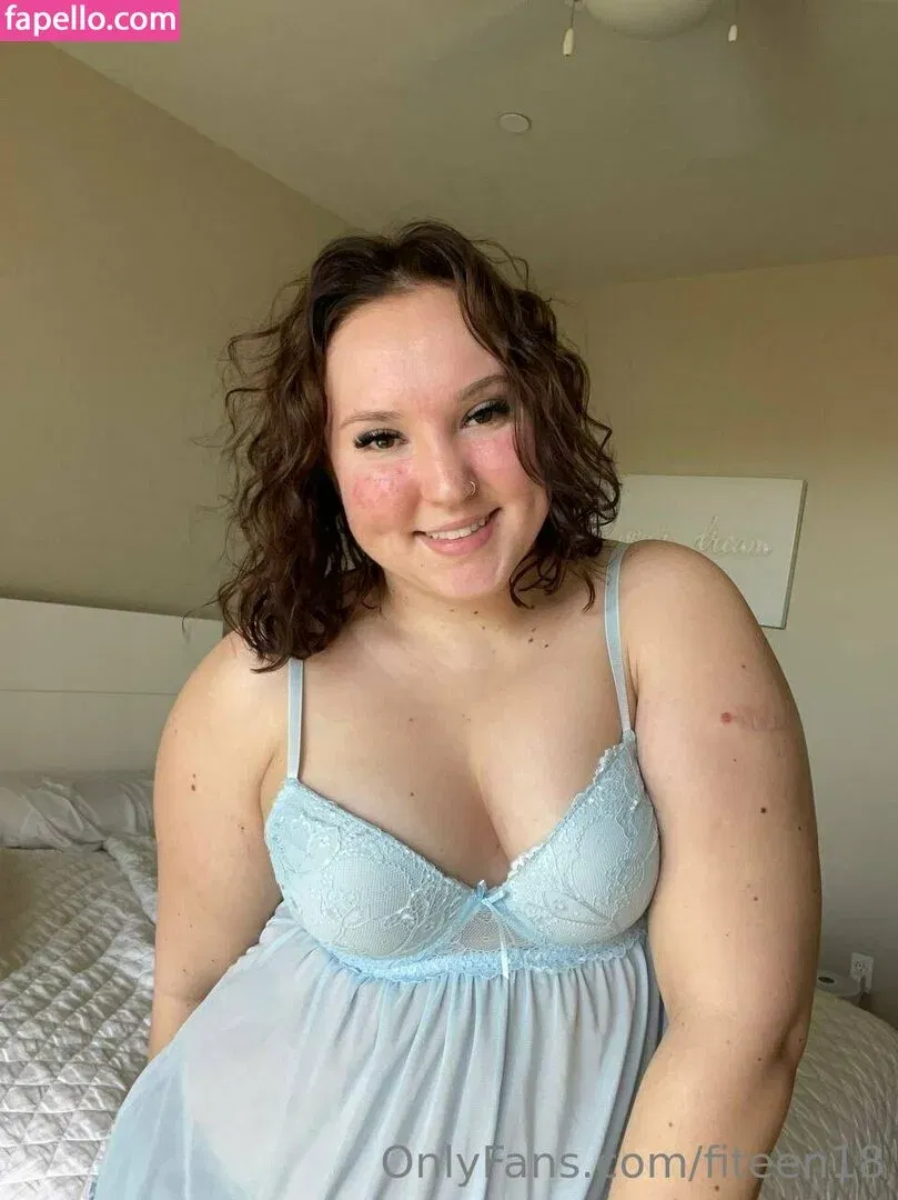 fiteen18 / nikinina178 Onlyfans Photo Gallery 