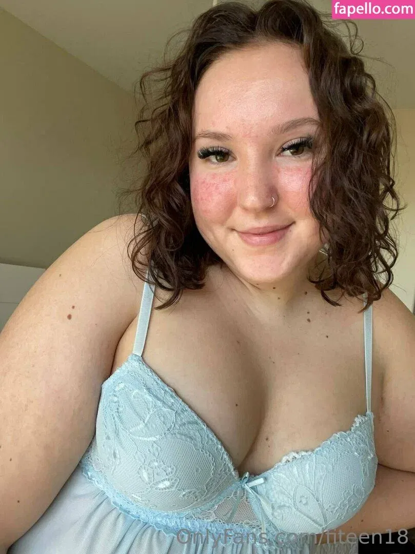 fiteen18 / nikinina178 Onlyfans Photo Gallery 