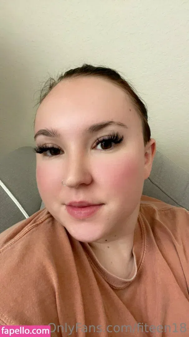 fiteen18 / nikinina178 Onlyfans Photo Gallery 