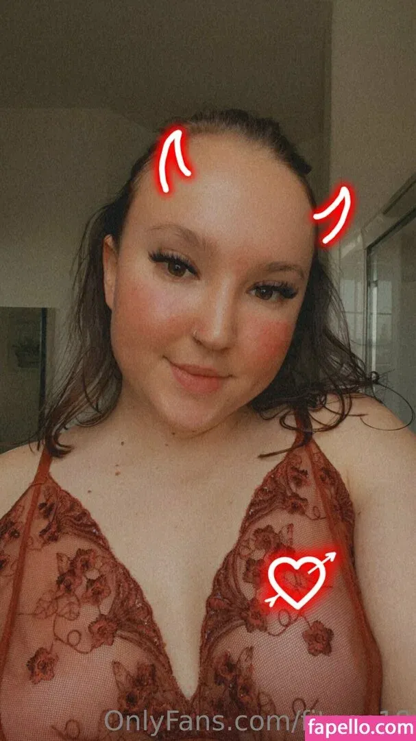 fiteen18 / nikinina178 Onlyfans Photo Gallery 