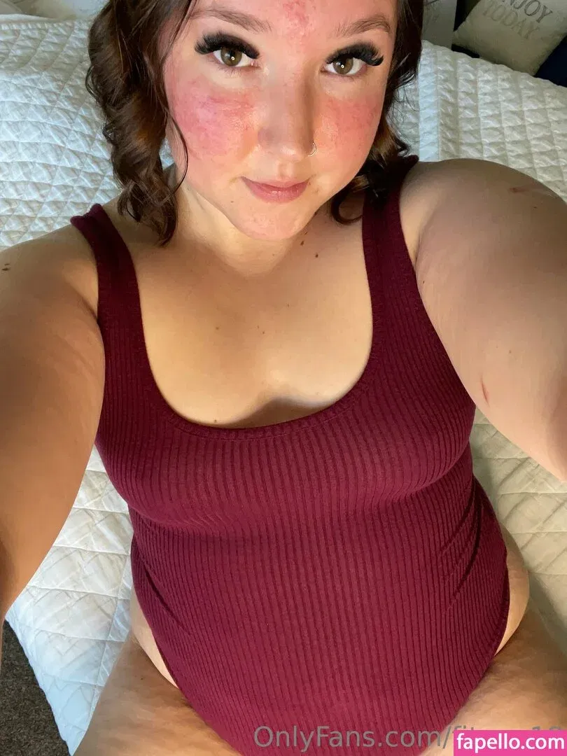 fiteen18 / nikinina178 Onlyfans Photo Gallery 