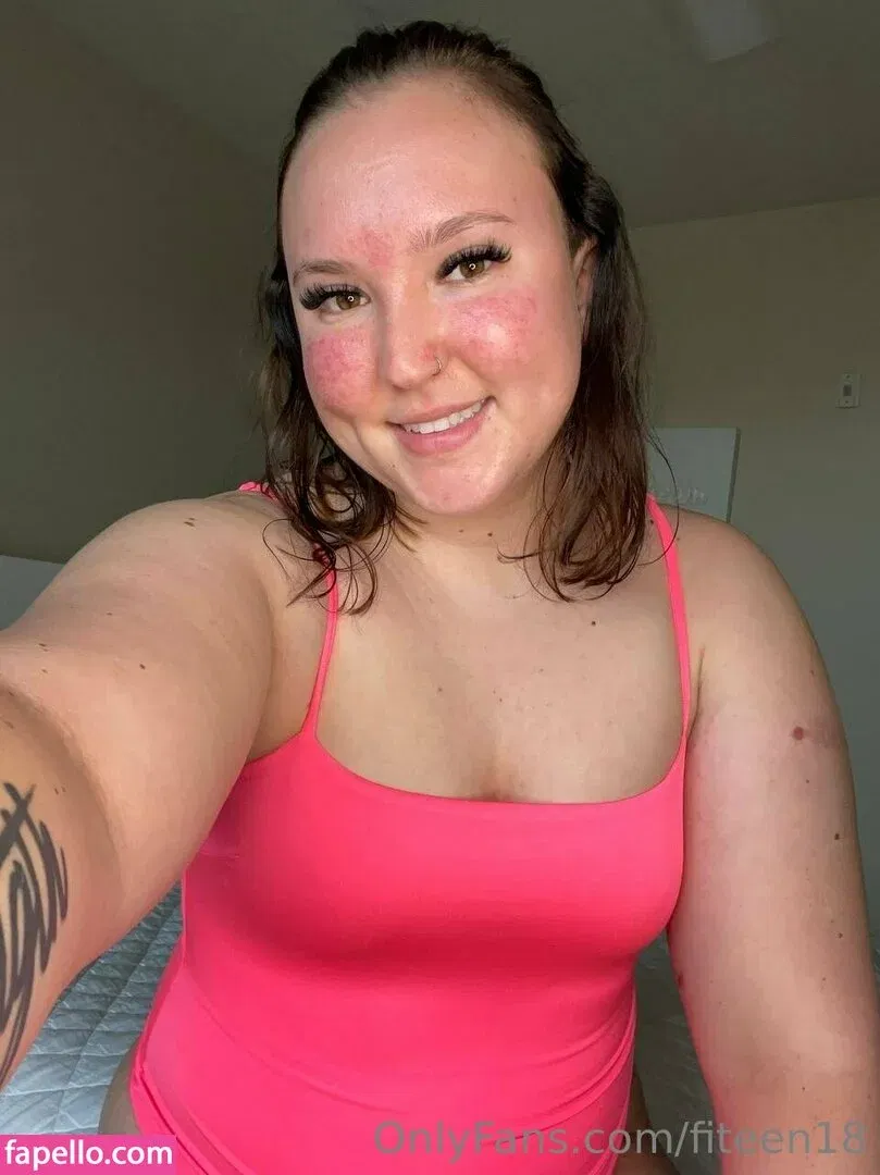 fiteen18 / nikinina178 Onlyfans Photo Gallery 