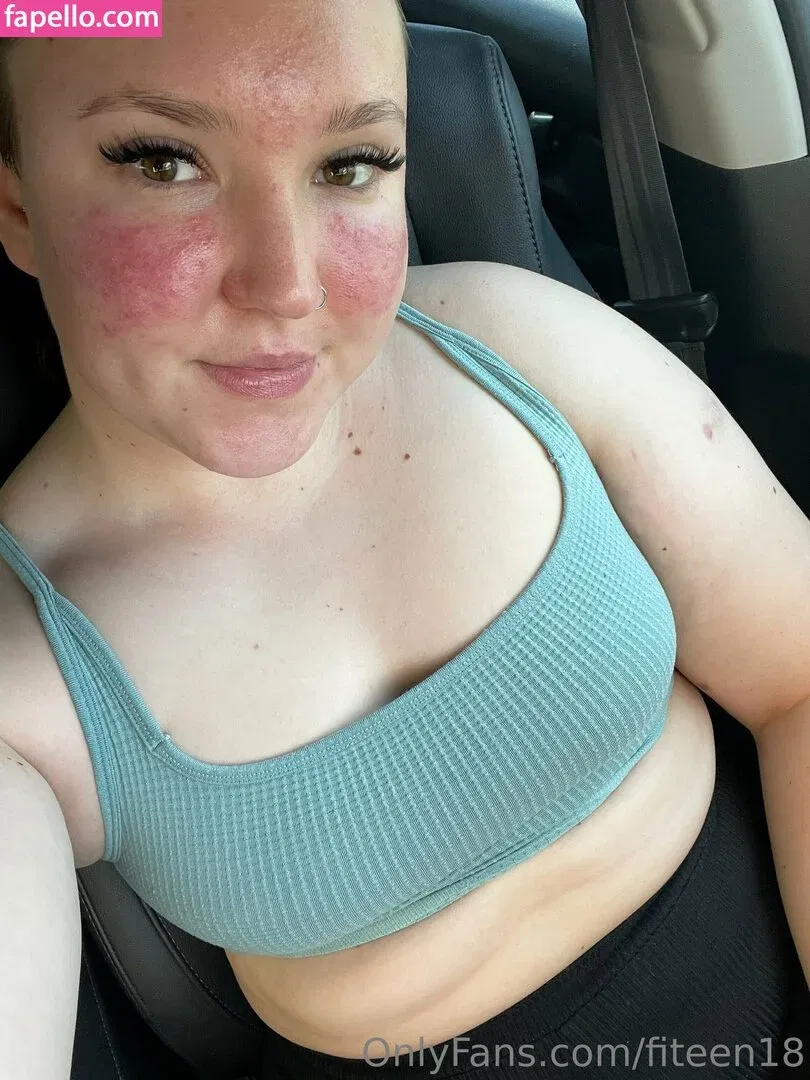 fiteen18 / nikinina178 Onlyfans Photo Gallery 