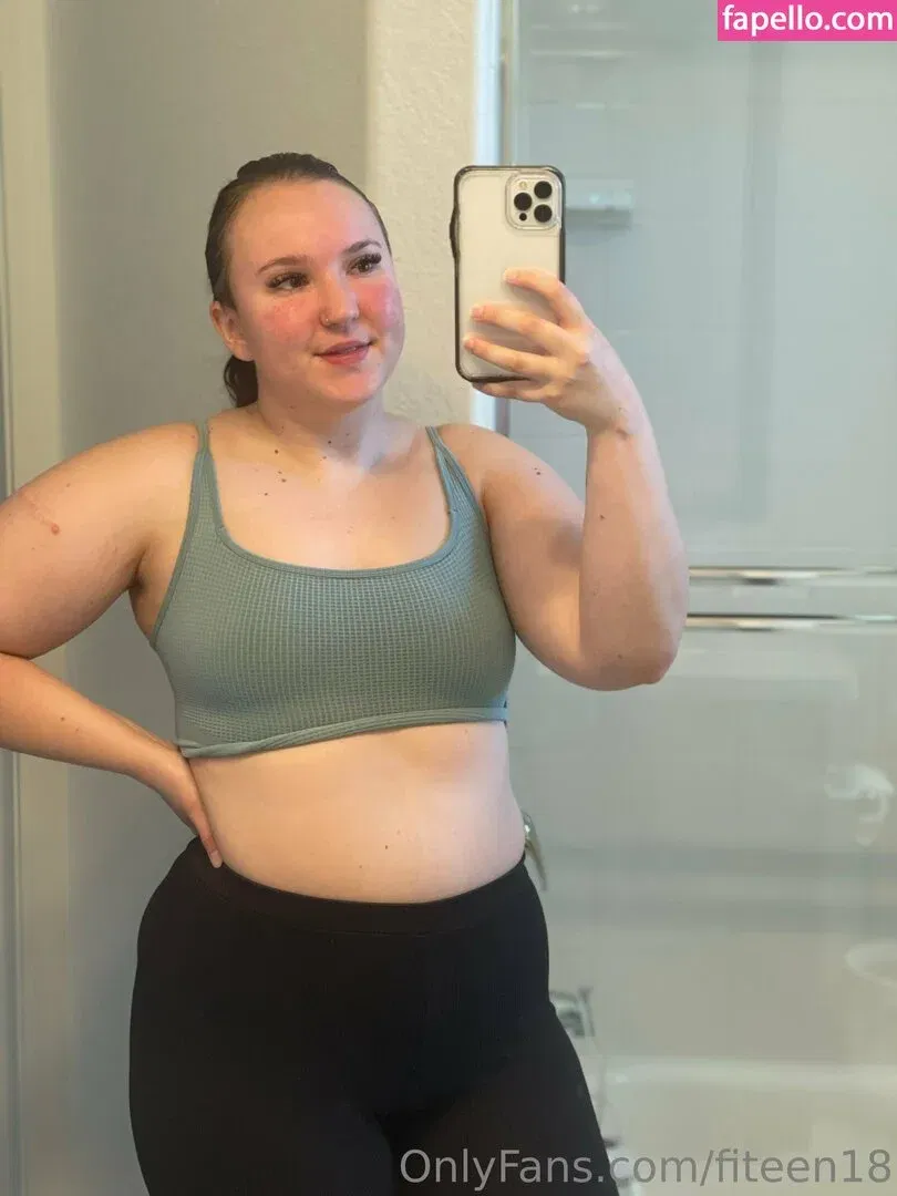 fiteen18 / nikinina178 Onlyfans Photo Gallery 