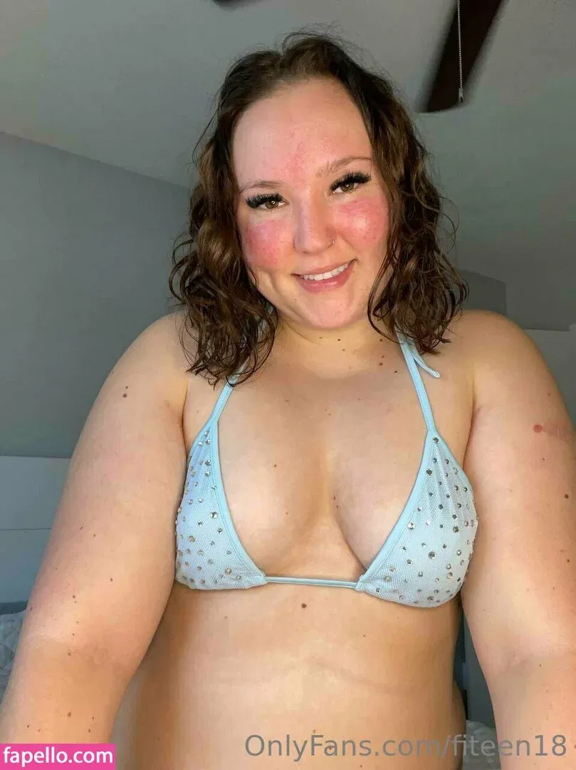 fiteen18 / nikinina178 Onlyfans Photo Gallery 