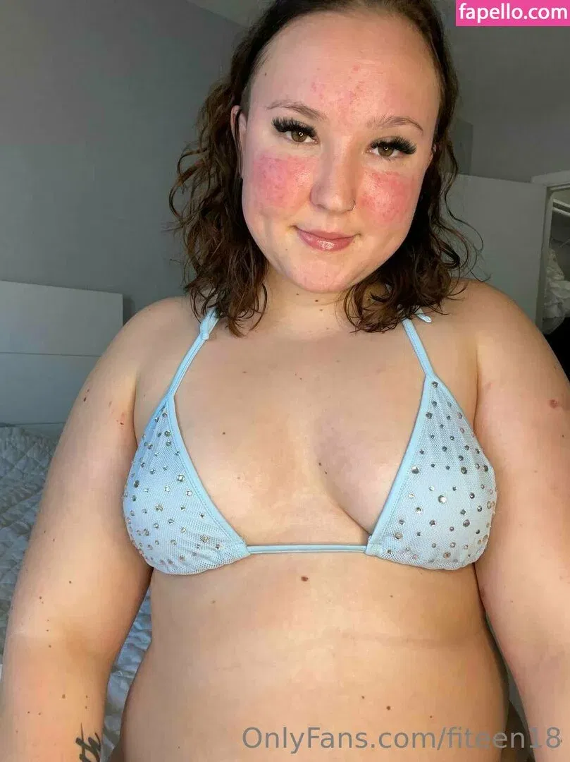 fiteen18 / nikinina178 Onlyfans Photo Gallery 