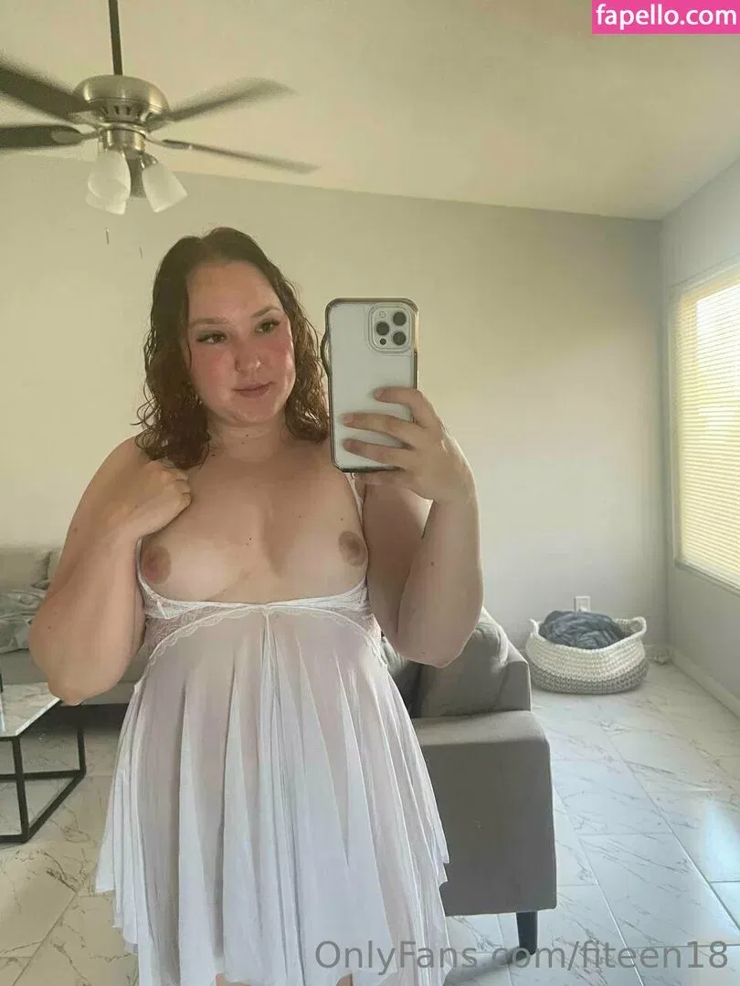 fiteen18 / nikinina178 Onlyfans Photo Gallery 