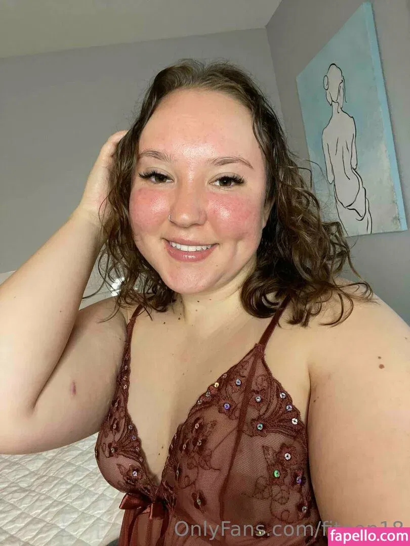 fiteen18 / nikinina178 Onlyfans Photo Gallery 