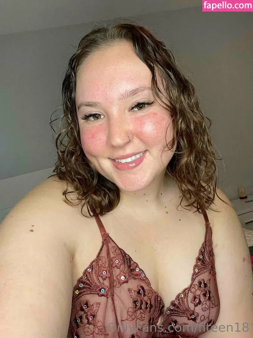 fiteen18 / nikinina178 Onlyfans Photo Gallery 