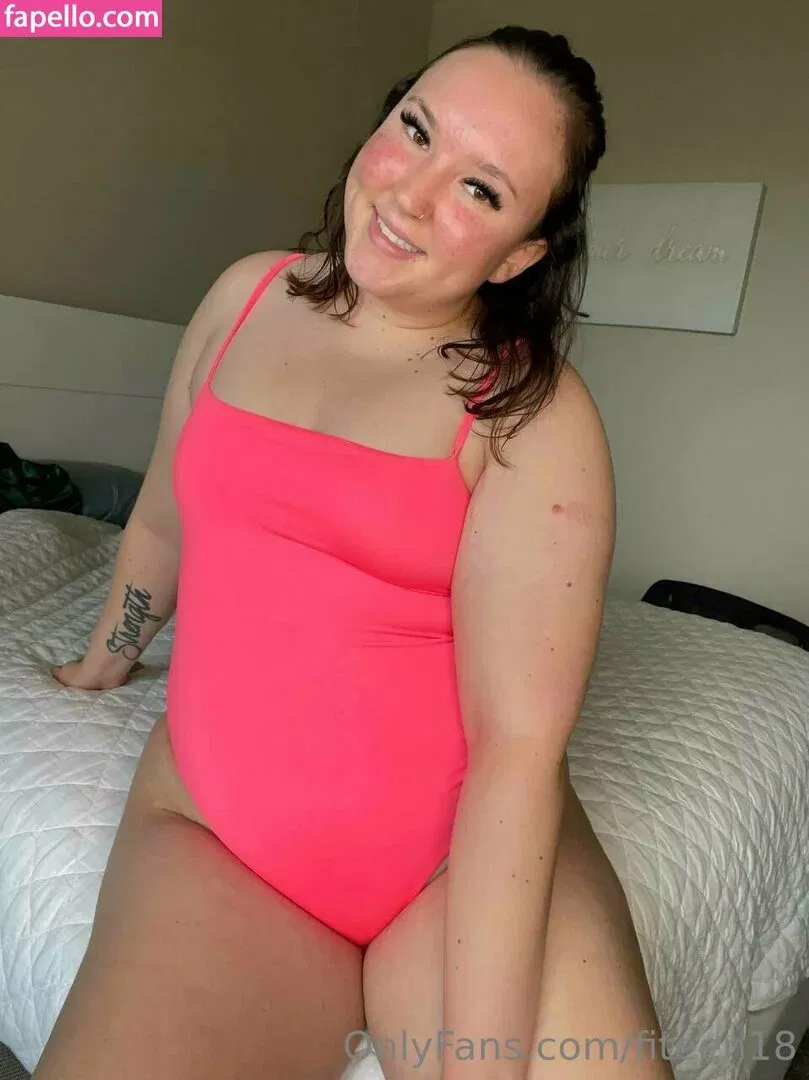 fiteen18 / nikinina178 Onlyfans Photo Gallery 