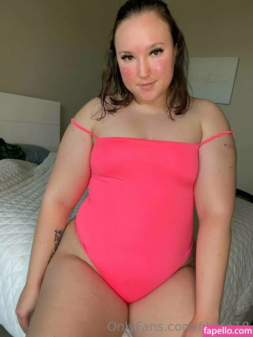 fiteen18 / nikinina178 Onlyfans Photo Gallery 