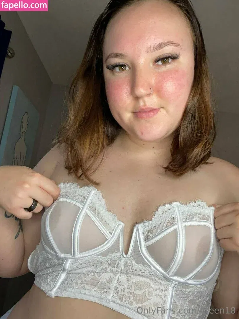 fiteen18 / nikinina178 Onlyfans Photo Gallery 