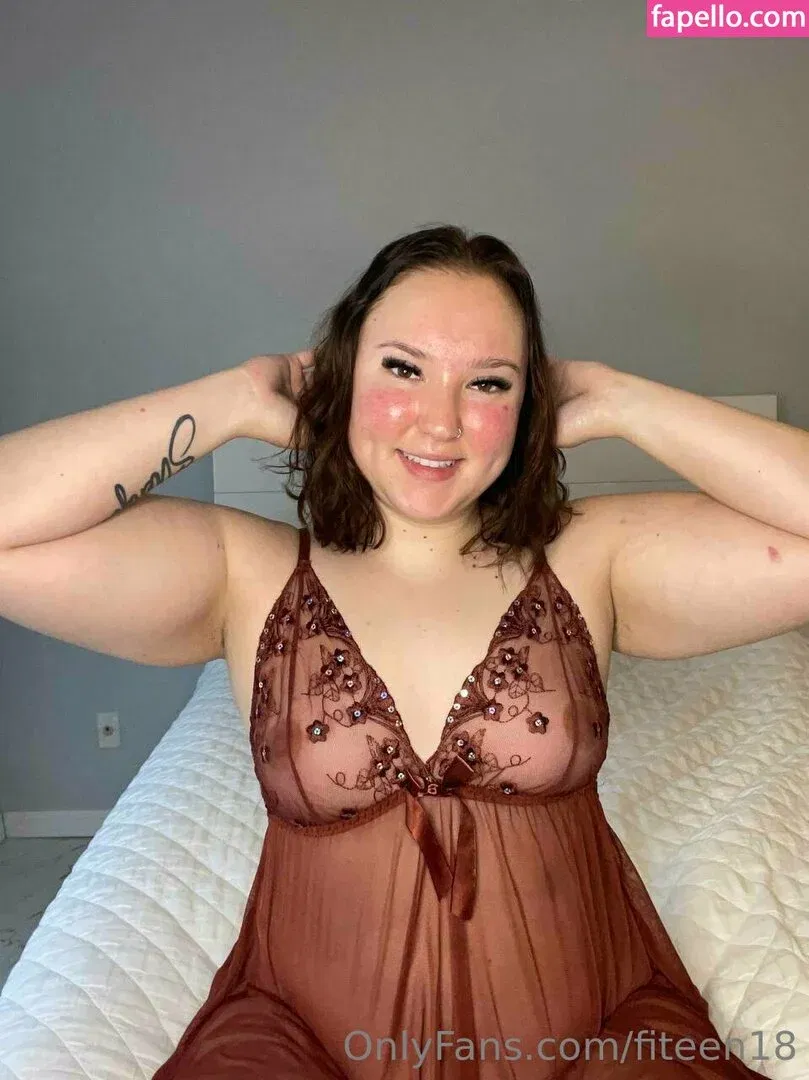 fiteen18 / nikinina178 Onlyfans Photo Gallery 