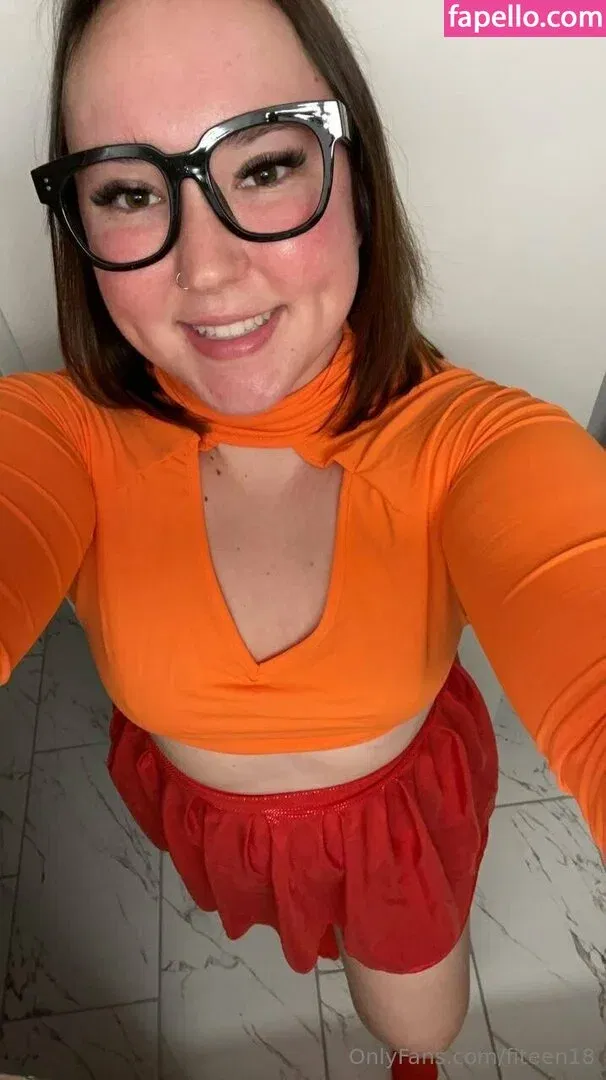 fiteen18 / nikinina178 Onlyfans Photo Gallery 