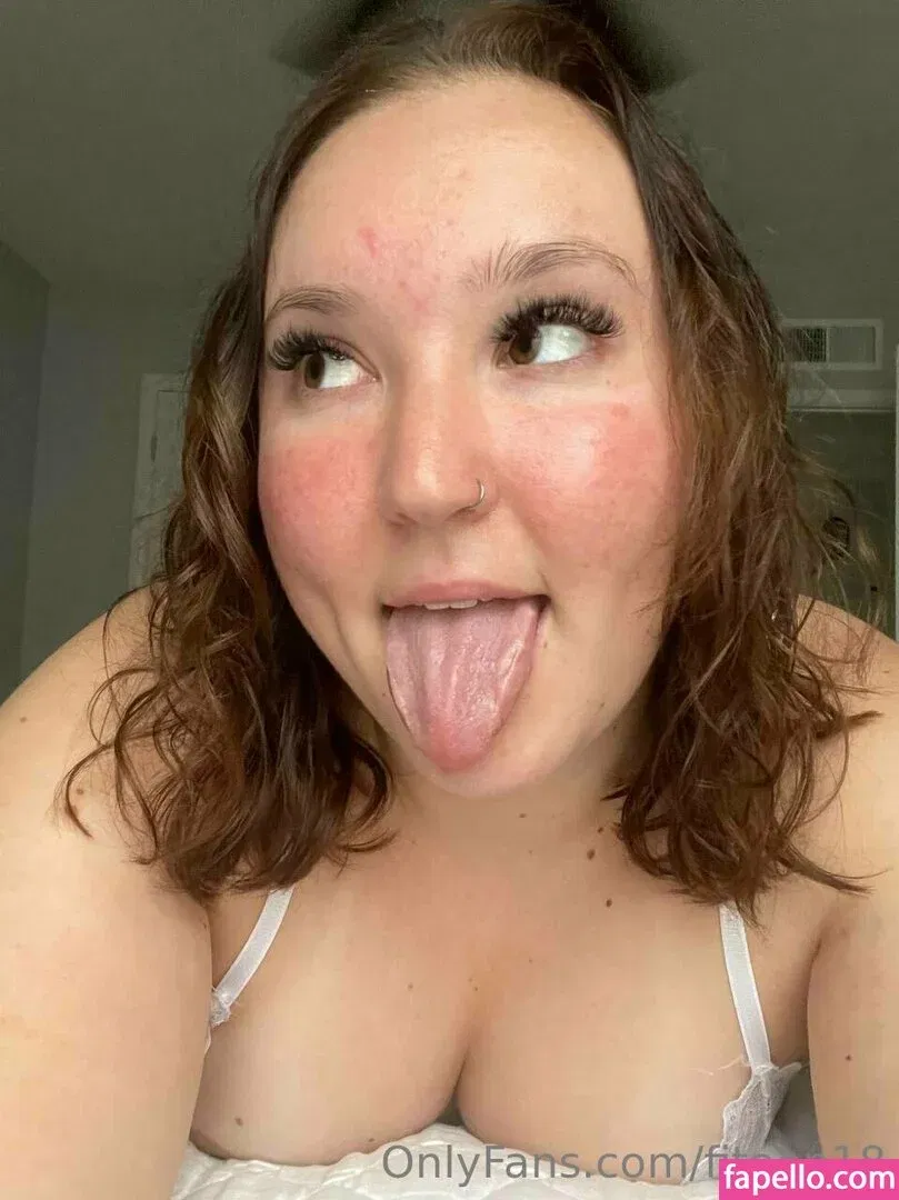 fiteen18 / nikinina178 Onlyfans Photo Gallery 