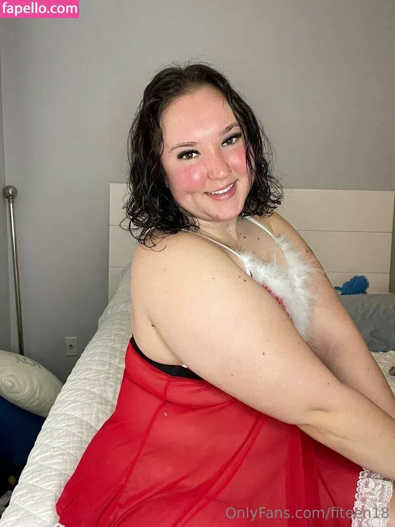 fiteen18 / nikinina178 Onlyfans Photo Gallery 