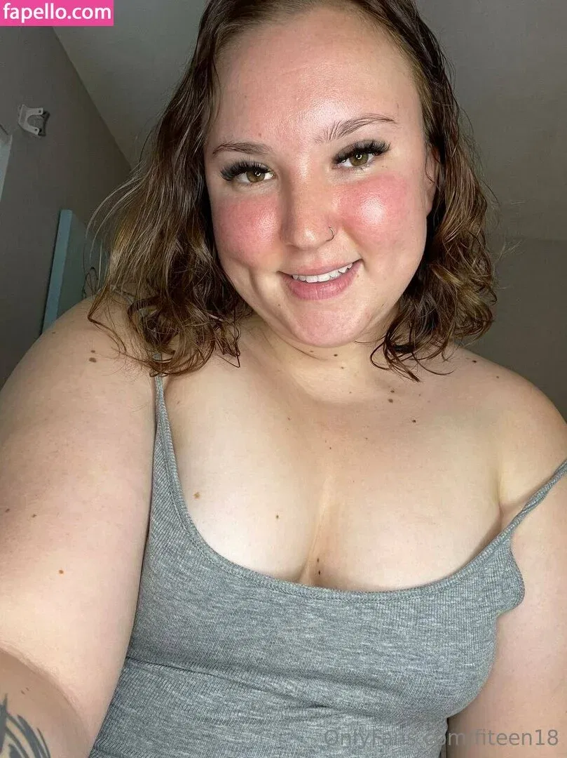 fiteen18 / nikinina178 Onlyfans Photo Gallery 