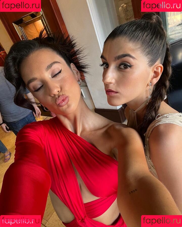 Maria Pedraza Onlyfans Photo Gallery 