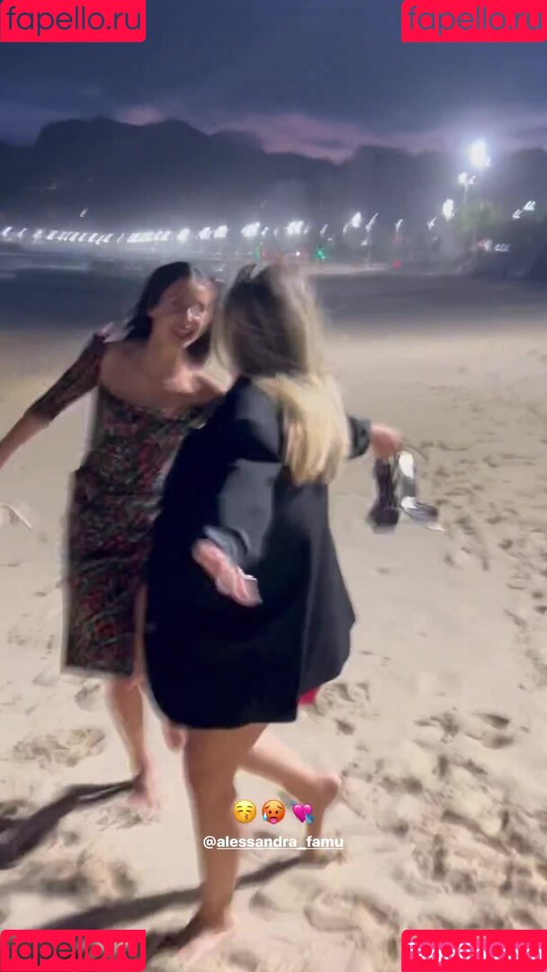 Maria Pedraza Onlyfans Photo Gallery 