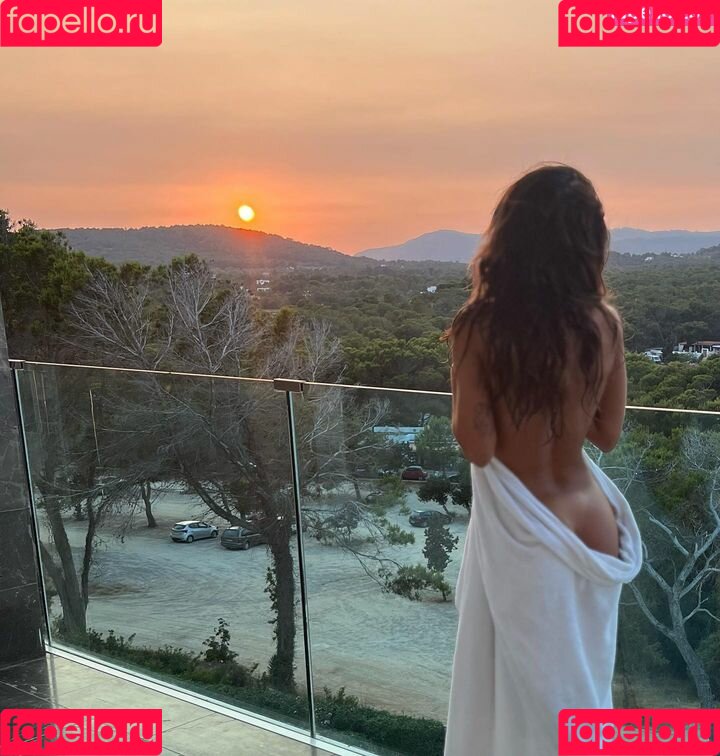 Maria Pedraza Onlyfans Photo Gallery 