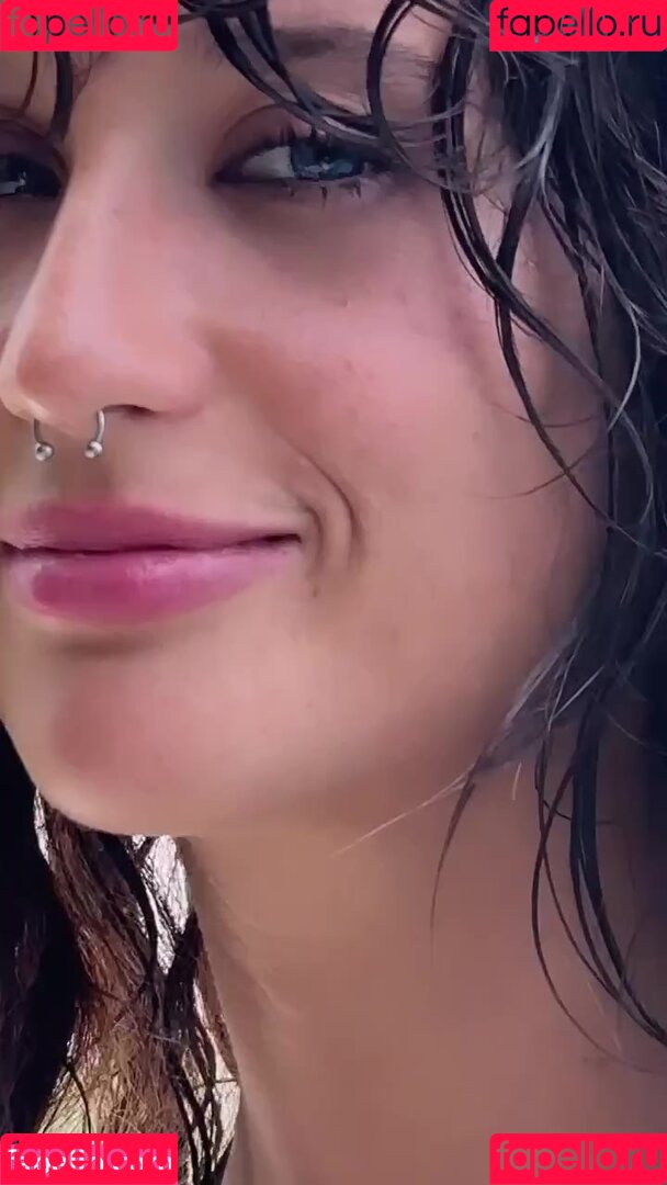 Maria Pedraza Onlyfans Photo Gallery 